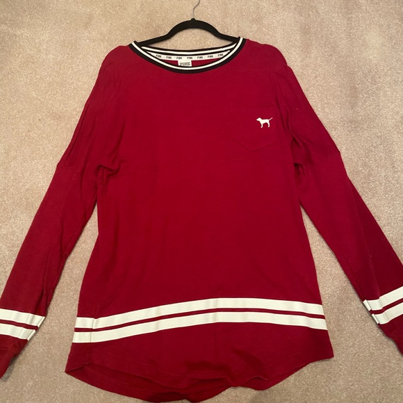 Sweatshirt - Picture 1 of 4